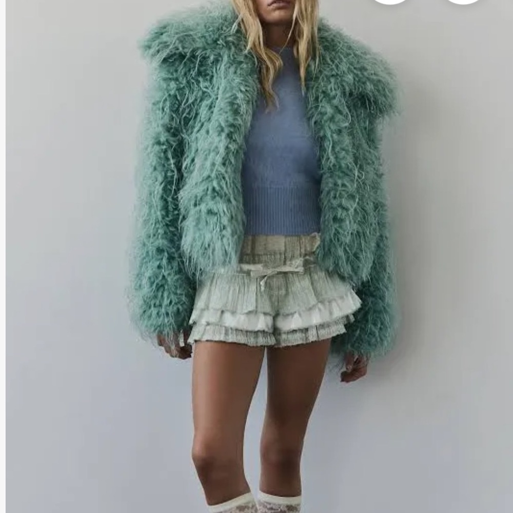 Brand new Free People  Women's Blue moonlight Teal  fluffy fur jacket - Picture 3 of 4